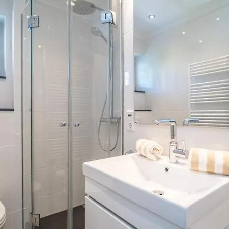 Bismarckstrasse 5a, App 7 Lägenhet